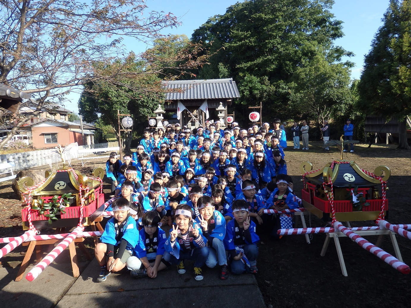 神輿を段ボール ダンボール で作るならみこし Mikoshi へ